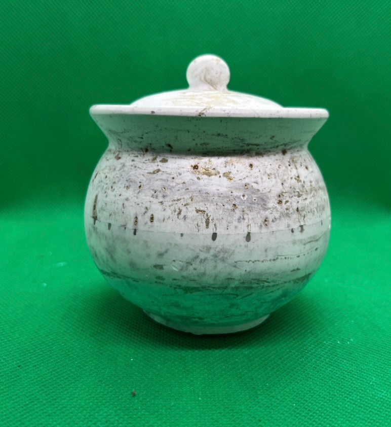 Elegant small jar, container (Round)